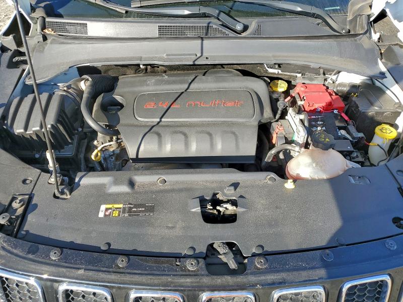 Photo 12 from auction – 2019 JEEP COMPASS LA with VIN 3C4NJDBB7KT597565