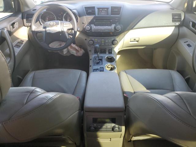 Photo 8 from auction – 2010 TOYOTA HIGHLANDER with VIN 5TDKK3EH7AS022742