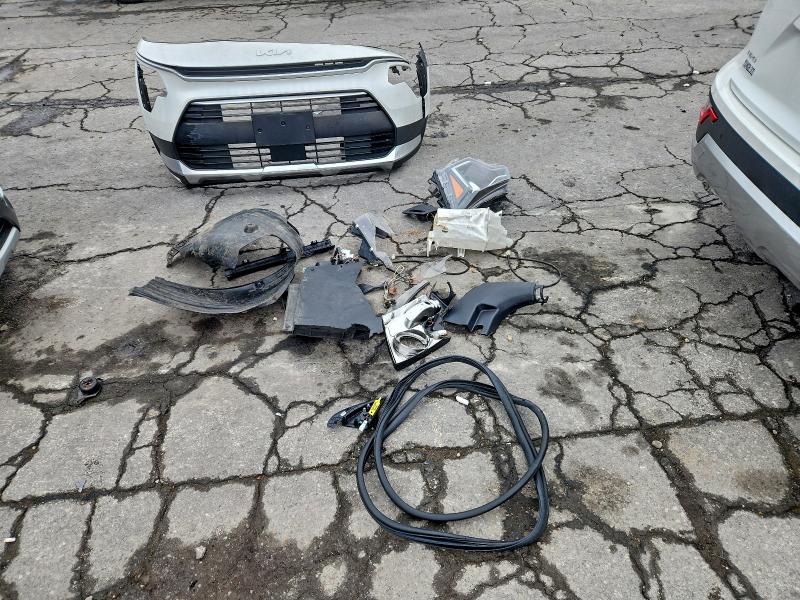 Photo 13 from auction – 2023 KIA NIRO with VIN KNDCR3LE5P5072174