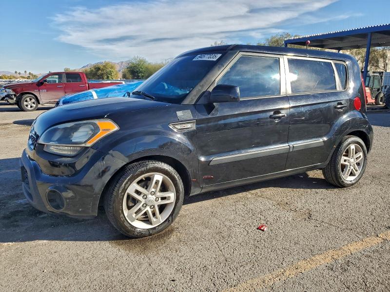 KIA SOUL 2013 with VIN KNDJT2A50D7492527 - Photo from auction