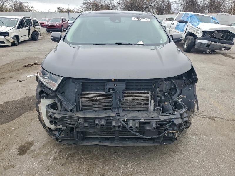 Photo 5 from auction – 2018 FORD EDGE TITAN with VIN 2FMPK4K84JBC40263