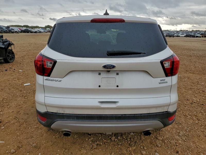 Photo 6 from auction – 2019 FORD ESCAPE SE with VIN 1FMCU0GD9KUB00177
