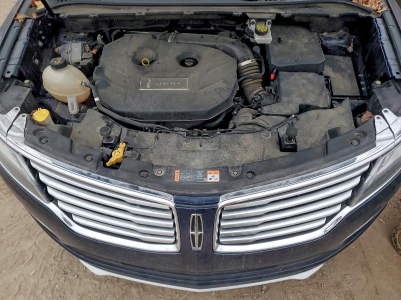 Photo 12 from auction – 2017 LINCOLN MKC SELECT with VIN 5LMCJ2C95HUL47725