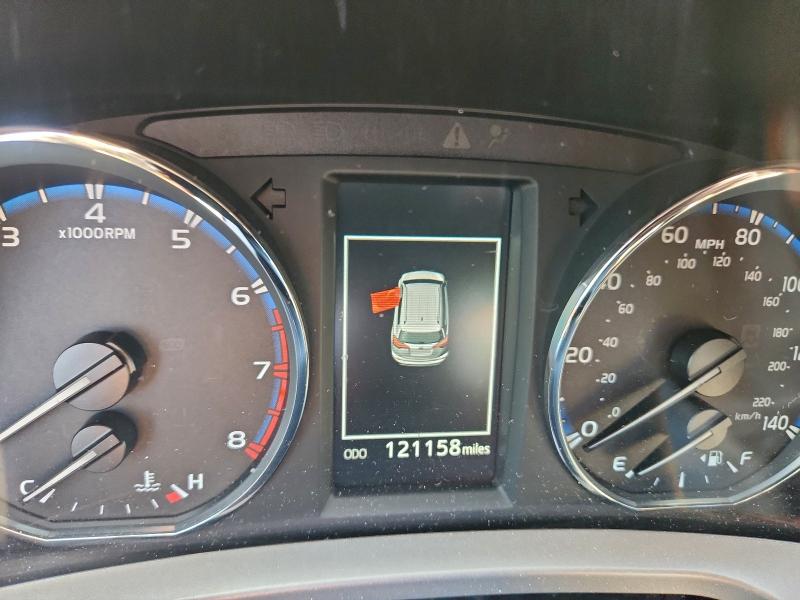 Photo 9 from auction – 2016 TOYOTA RAV4 XLE with VIN JTMWFREV9GJ083871
