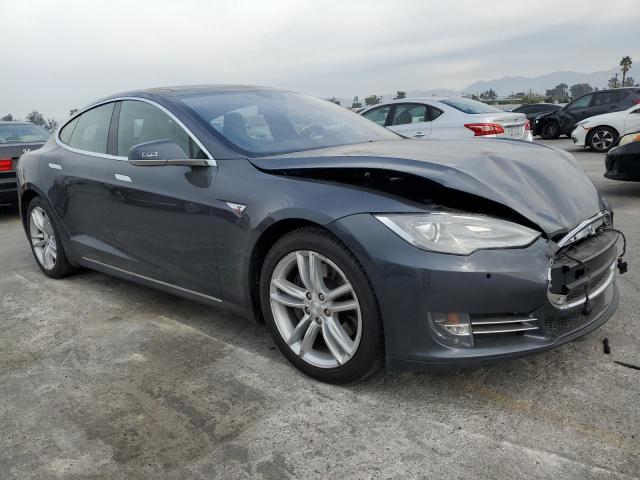 Photo 4 from auction – 2016 TESLA MODEL S with VIN 5YJSA1E13GF131562