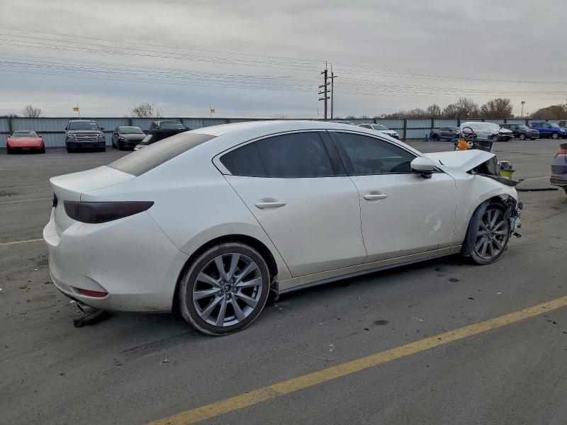 Photo 3 from auction – 2021 MAZDA 3 PREFERRE with VIN 3MZBPBCL4MM252484