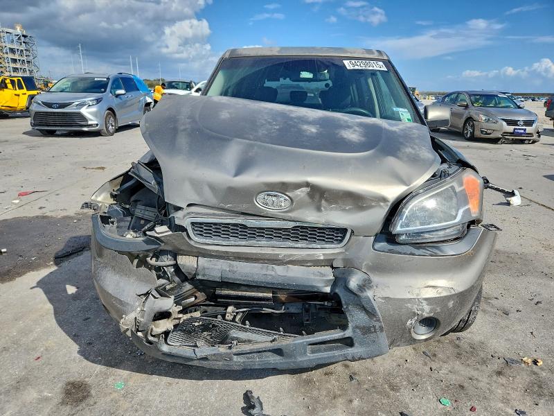 Photo 5 from auction – 2010 KIA SOUL with VIN KNDJT2A28A7149692