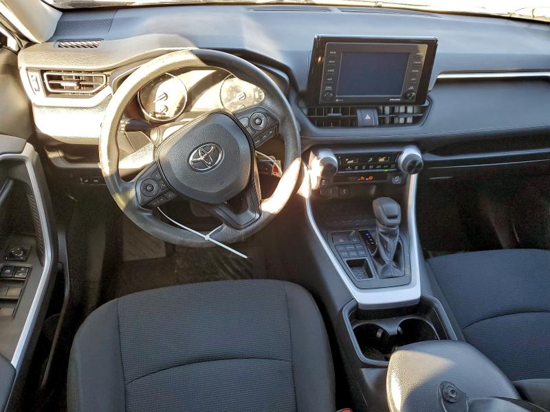 Photo 8 from auction – 2021 TOYOTA RAV4 LE with VIN 2T3F1RFV1MC177853