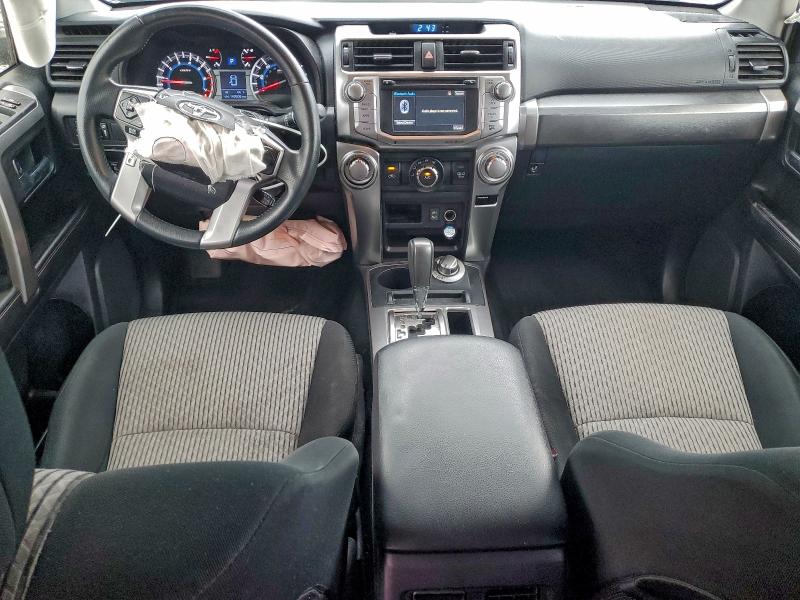 Photo 8 from auction – 2016 TOYOTA 4RUNNER SR with VIN JTEBU5JR5G5313500