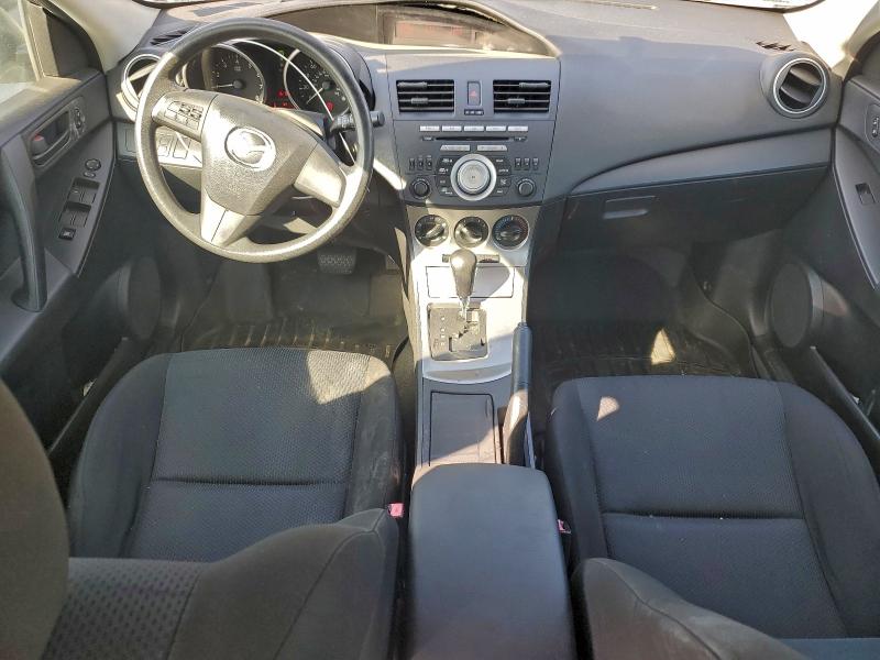Photo 8 from auction – 2011 MAZDA 3 I with VIN JM1BL1UF8B1406139