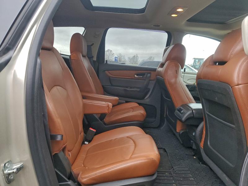 Photo 11 from auction – 2015 CHEVROLET TRAVERSE with VIN 1GNKRHKD4FJ182907