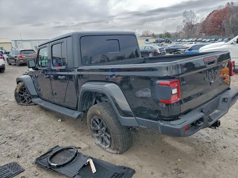 Фото 2 с аукциона – 2023 JEEP GLADIATOR с VIN 1C6HJTAG3PL582284