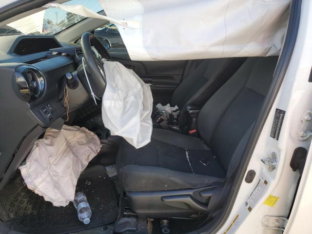 Photo 7 from auction – 2015 TOYOTA PRIUS C with VIN JTDKDTB35F1095356