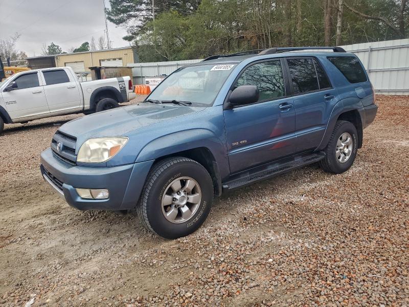 TOYOTA 4RUNNER SR 2004 with VIN JTEBU14RX40033424 - Photo from auction