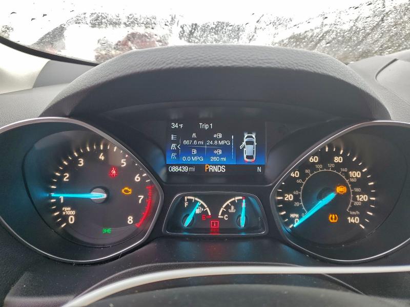 Photo 9 from auction – 2019 FORD ESCAPE SEL with VIN 1FMCU0HD7KUA78677