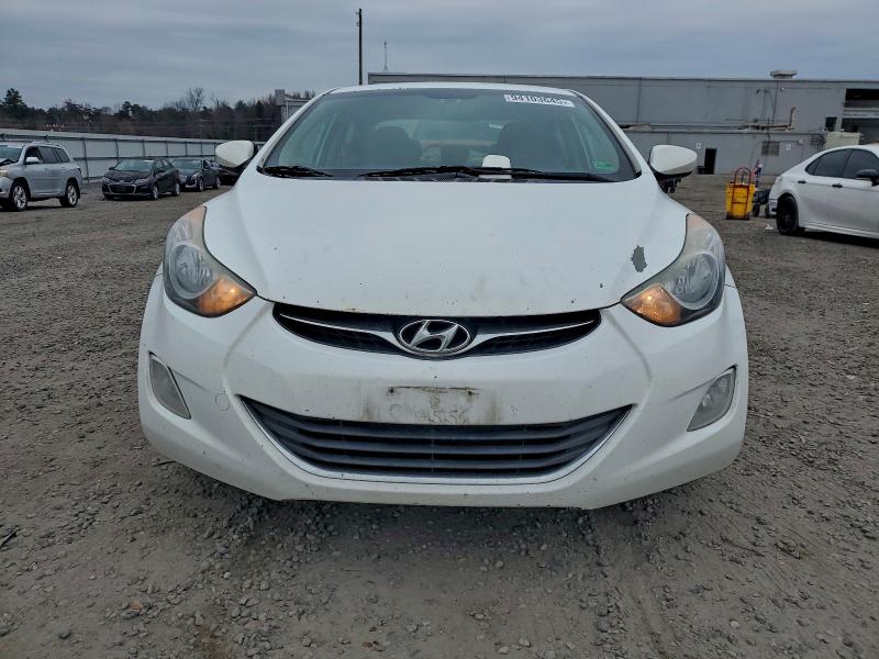 Photo 5 from auction – 2012 HYUNDAI ELANTRA with VIN 5NPDH4AE4CH124209