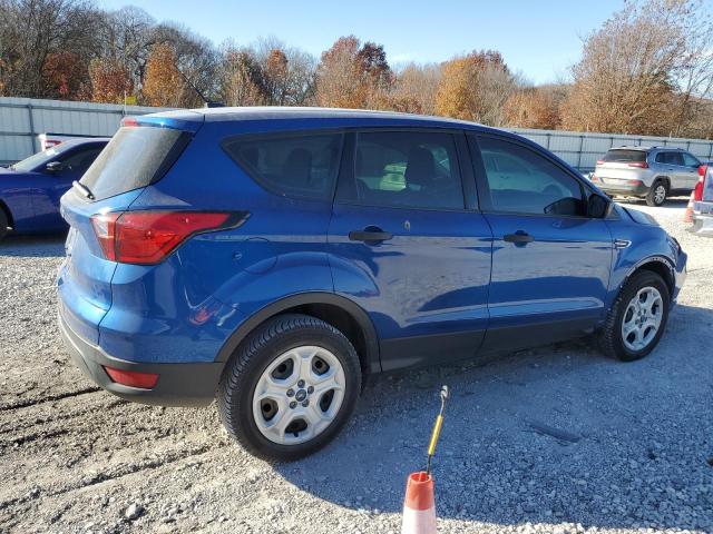 Photo 3 from auction – 2019 FORD ESCAPE S with VIN 1FMCU0F77KUA11848