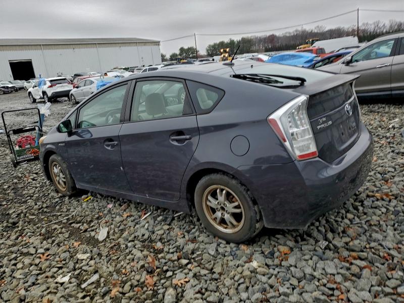 Photo 2 from auction – 2011 TOYOTA PRIUS with VIN JTDKN3DU2B0310520