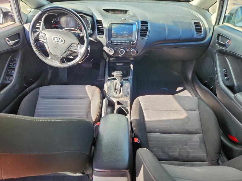 Photo 8 from auction – 2017 KIA FORTE LX with VIN 3KPFL4A78HE014851