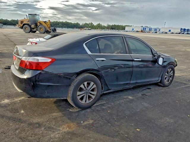 Photo 3 from auction – 2015 HONDA ACCORD LX with VIN 1HGCR2F35FA174795
