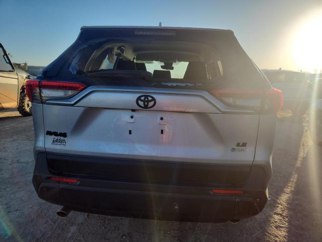 Снимка 6 от търг – 2025 TOYOTA RAV4 LE с VIN JTMLWRFV2SD330463