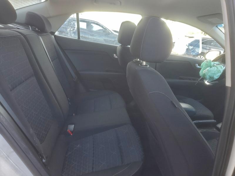 Photo 10 from auction – 2019 KIA RIO with VIN 3KPA24AB6KE227340