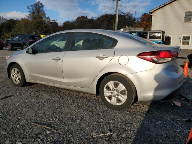 Photo 2 from auction – 2017 KIA FORTE LX with VIN 3KPFK4A76HE082763