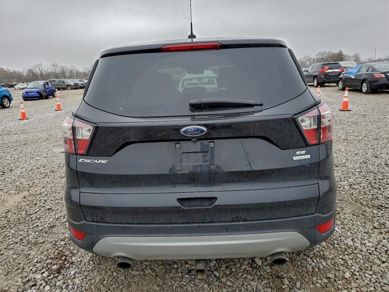 Photo 6 from auction – 2017 FORD ESCAPE SE with VIN 1FMCU0GD4HUD27575