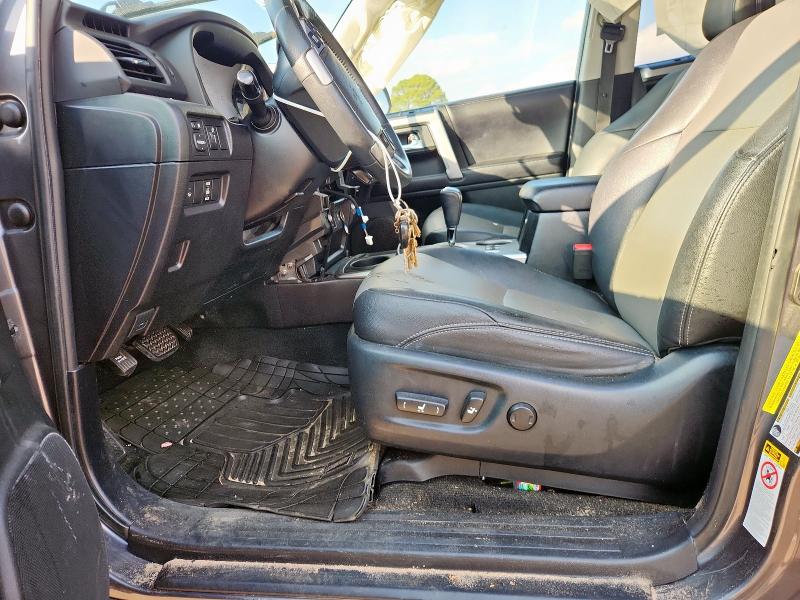 Photo 7 from auction – 2016 TOYOTA 4RUNNER SR with VIN JTEZU5JR0G5117897