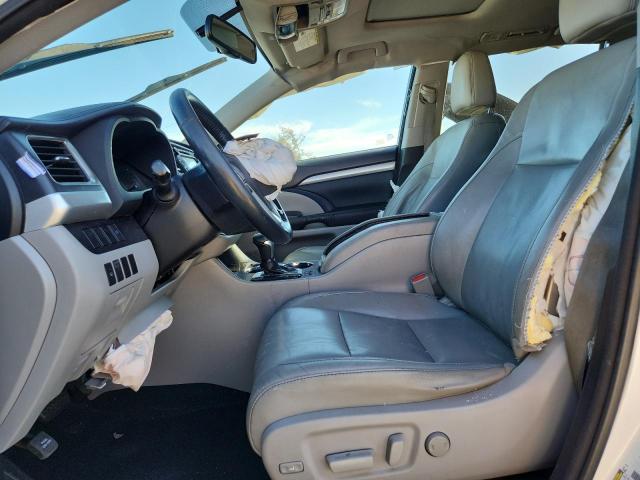 Photo 7 from auction – 2015 TOYOTA HIGHLANDER with VIN 5TDJKRFH3FS145927
