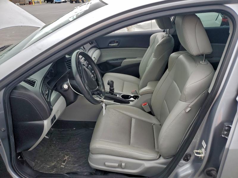 Photo 7 from auction – 2017 ACURA ILX BASE W with VIN 19UDE2F36HA011737