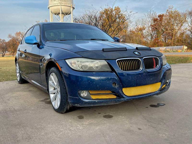BMW 328 XI 2011 with VIN WBAPK7C50BA818816 - Photo from auction