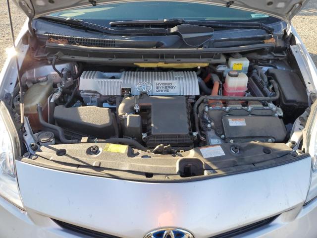 Снимка 11 от търг – 2015 TOYOTA PRIUS с VIN JTDKN3DU9F0428554