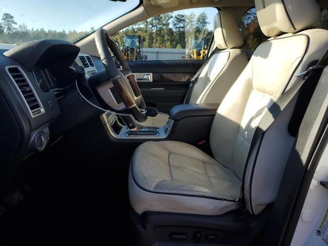 Photo 7 from auction – 2010 LINCOLN MKX with VIN 2LMDJ8JC1ABJ27653