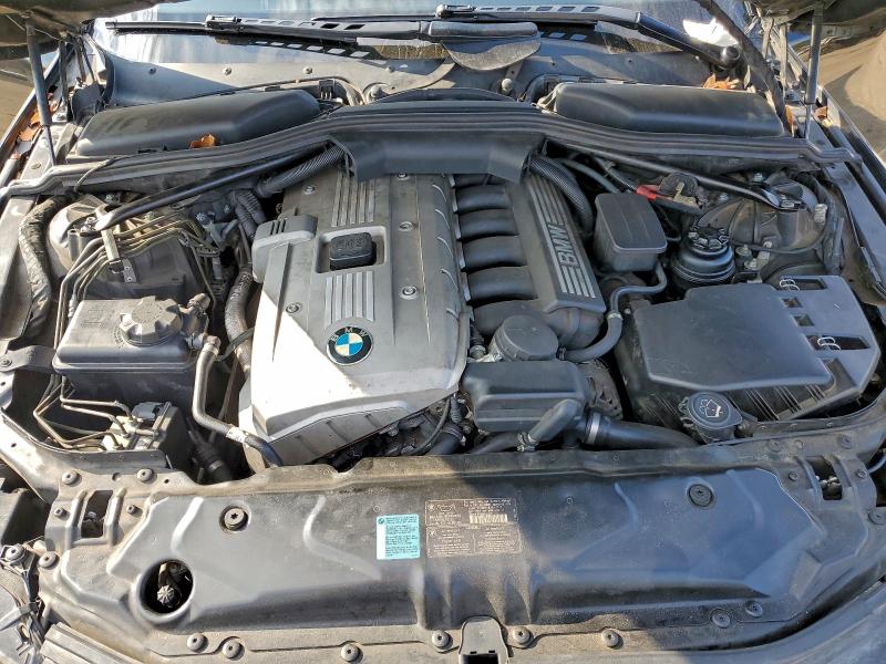 Photo 11 from auction – 2006 BMW 525 XI with VIN WBANF33596CS36485