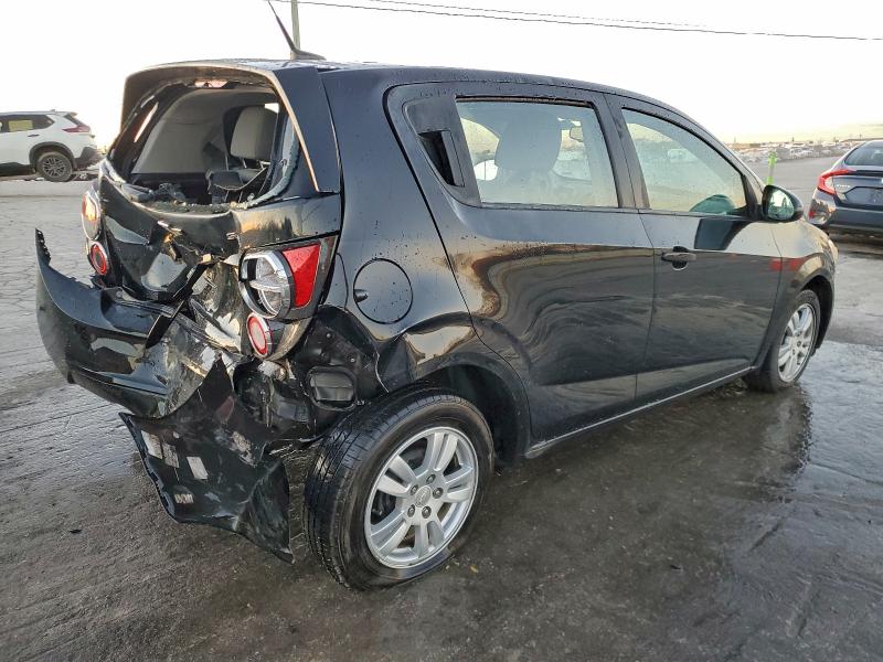 Photo 3 from auction – 2012 CHEVROLET SONIC LS with VIN 1G1JA6SH1C4207333