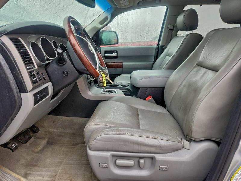 Photo 7 from auction – 2011 TOYOTA SEQUOIA PL with VIN 5TDDY5G11BS053005