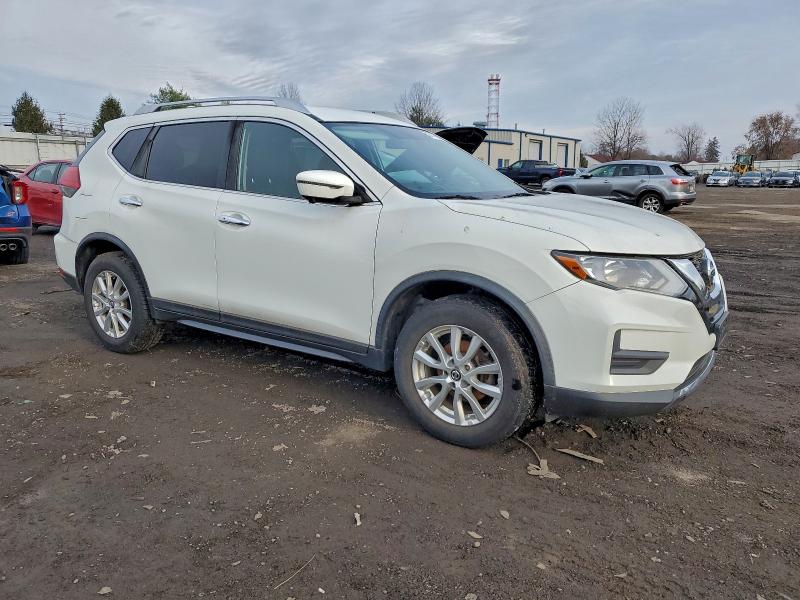 Photo 4 from auction – 2017 NISSAN ROGUE S with VIN KNMAT2MV2HP518630