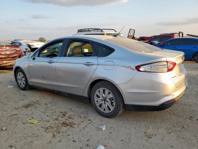Photo 2 from auction – 2013 FORD FUSION S with VIN 3FA6P0G73DR119259