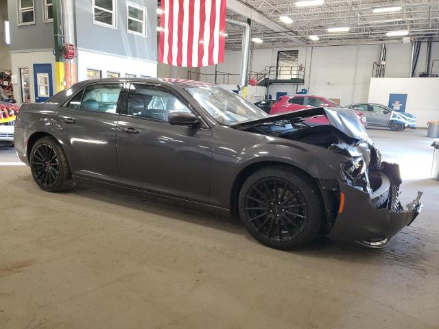 Photo 4 from auction – 2019 CHRYSLER 300 S with VIN 2C3CCABGXKH547901