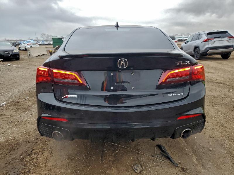 Photo 6 from auction – 2018 ACURA TLX TECH+A with VIN 19UUB3F68JA004318