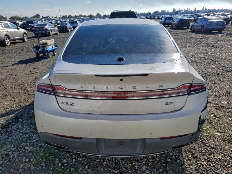 Photo 6 from auction – 2017 LINCOLN MKZ RESERV with VIN 3LN6L5EC1HR643563