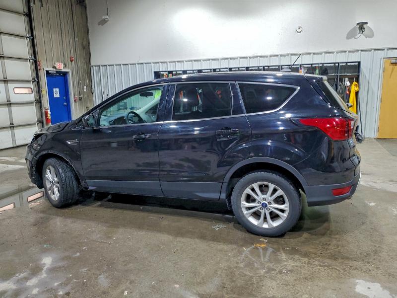 Photo 2 from auction – 2019 FORD ESCAPE SE with VIN 1FMCU0GD2KUA33129