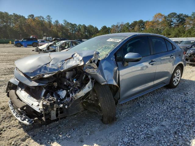 TOYOTA COROLLA LE 2022 with VIN 5YFEPMAE3NP299161 - Photo from auction
