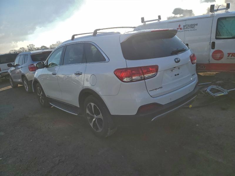 Photo 2 from auction – 2018 KIA SORENTO EX with VIN 5XYPHDA59JG357942