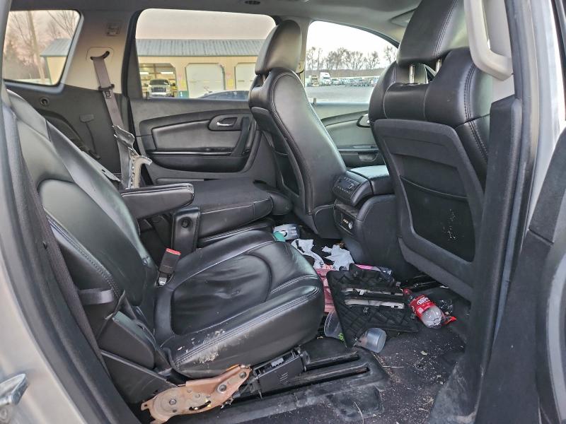 Photo 11 from auction – 2010 CHEVROLET TRAVERSE L with VIN 1GNLRGED0AS110325