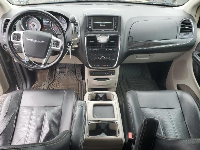 Photo 8 from auction – 2011 CHRYSLER TOWN & COU with VIN 2A4RR8DG3BR614854