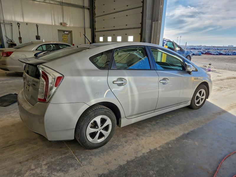 Photo 3 from auction – 2013 TOYOTA PRIUS with VIN JTDKN3DU3D5566185