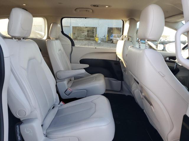 Photo 11 from auction – 2018 CHRYSLER PACIFICA T with VIN 2C4RC1BG0JR323101