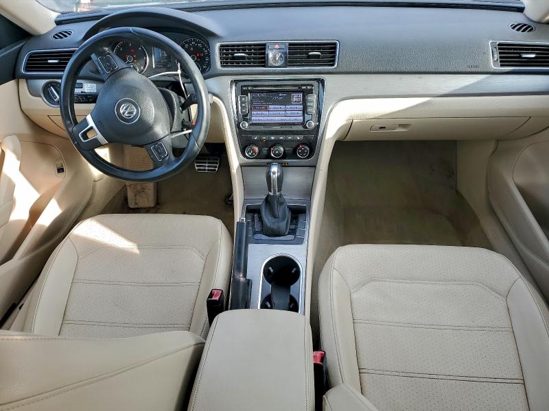 Photo 8 from auction – 2014 VOLKSWAGEN PASSAT with VIN 1VWBN7A38EC092036